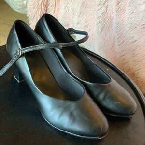 Danca Character Shoes